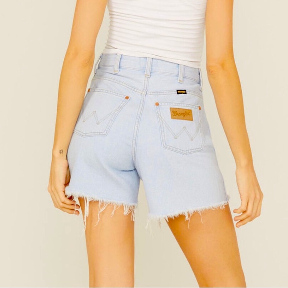 NWT Wrangler Trick Off The Ice A-Line Cutoff Shorts